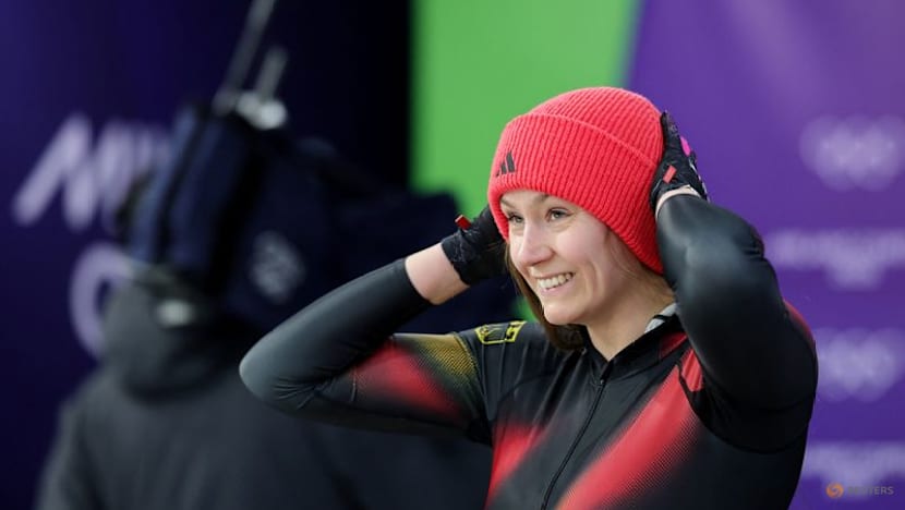 Bobsleigh-German-US rivalry warms the ice in Two-Woman