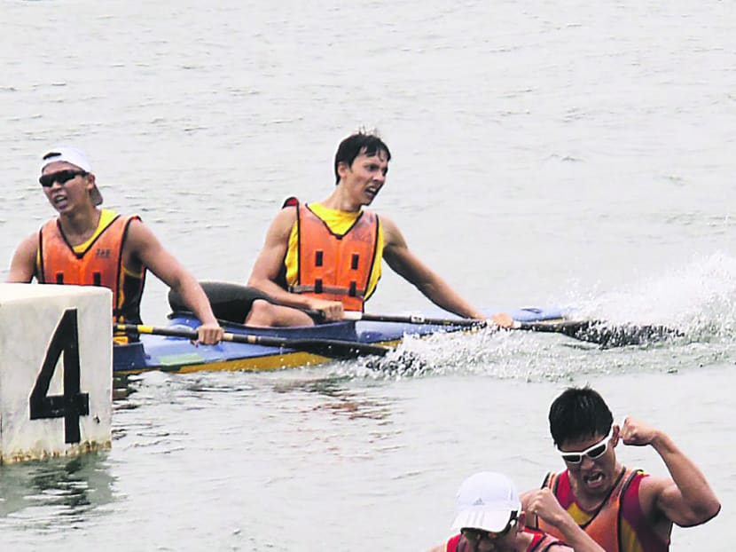 Inter-School Canoeing Championship 2013 ‘A’ boys winner Hwa Chong Institution (in red). Photo: Ernest Chua