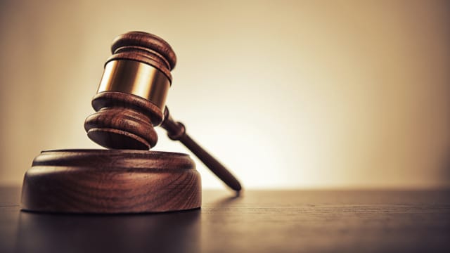 目睹女同事酒后被强奸 21岁女子知情不报惹官司