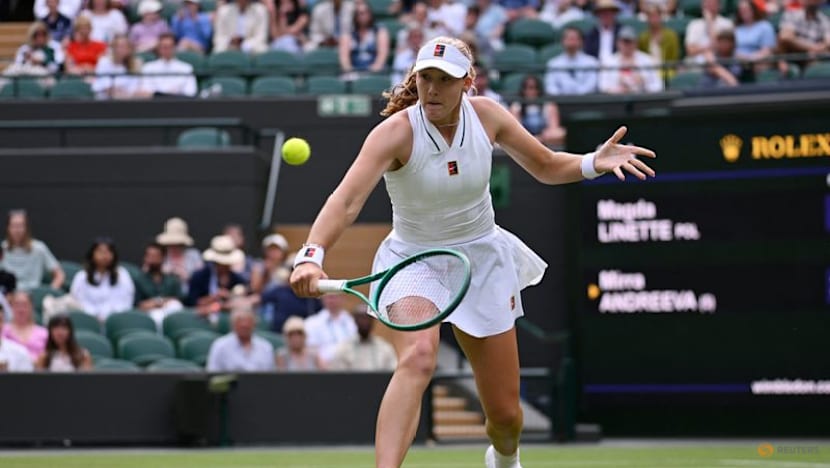 French Open champion Andreeva beats Linette in Wimbledon first round