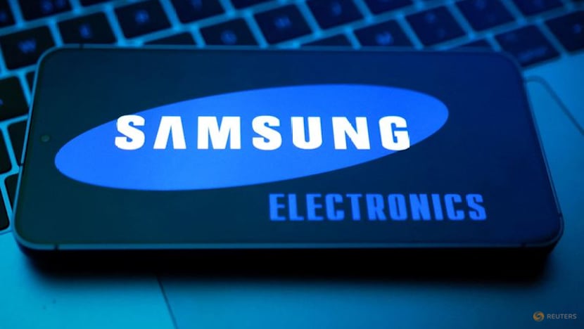 Samsung CEO seeks multi-year chip contracts with major customers