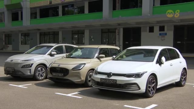 为避高昂拥车证费用 更多国人选择中长期租车