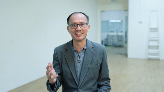【GE2025】宣告要“再挺身而出” 余振忠现身工人党视频引参选猜测