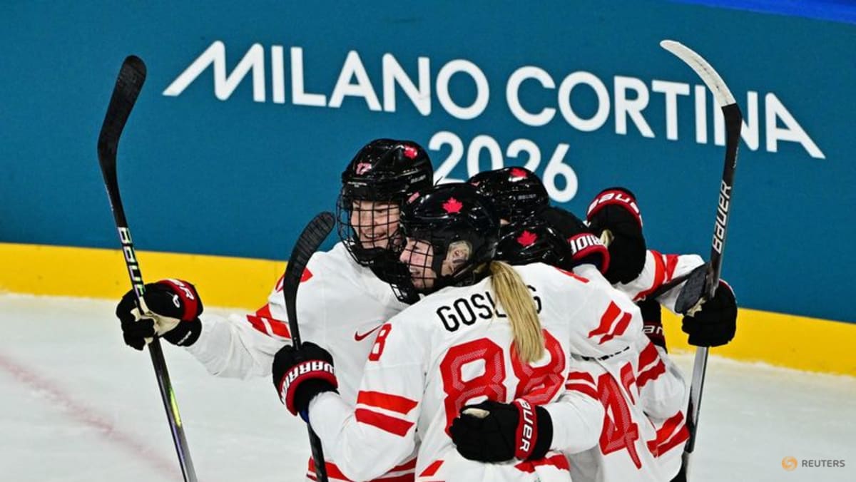 Ice hockey-Canada women cruise to shutout win over Finland to seal group runners-up spot