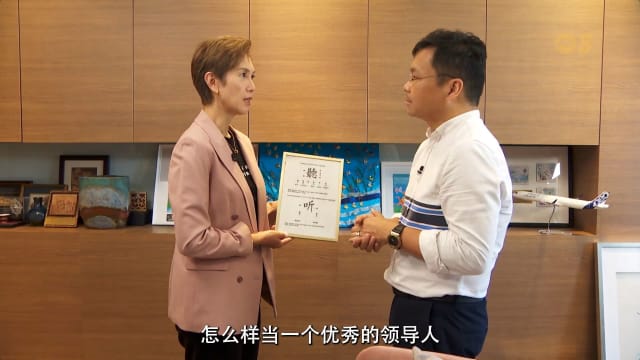 焦点 | 杨莉明“聽”取民意 把跟她说话的人当成王