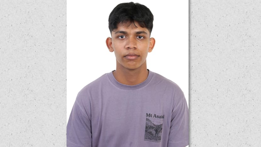 "பிறர் சாத்தியமில்லை என்று சொன்னாலும்கூட முயற்சி செய்யுங்கள்" - சிண்டா உன்னத விருது வென்ற இளையர் "பிறர் சாத்தியமில்லை என்று சொன்னாலும்கூட முயற்சி செய்யுங்கள்" - சிண்டா உன்னத விருது வென்ற இளையர்