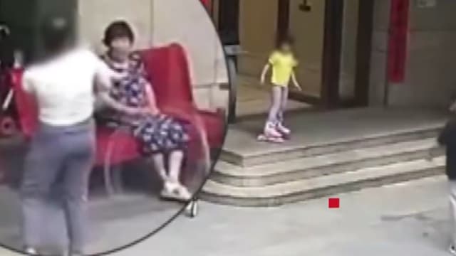 女孩扔呼啦圈砸中男婴头 中国家长拒赔全额医药费 