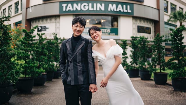 首晒婚纱照　陈凤玲、徐鸣杰Tanglin Mall定情