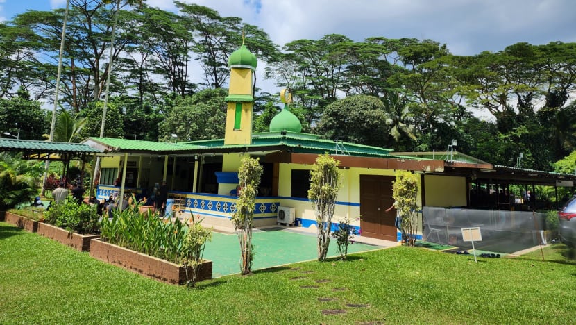 GE2025: Ong Ye Kung ikrar akan terus pelihara Masjid Petempatan Melayu 'mercu tanda ikonik' Sembawang 