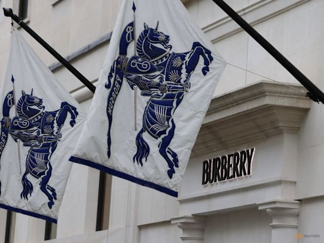 Burberry’s high-fashion bet faltered. Now it’s back to trench coats and check