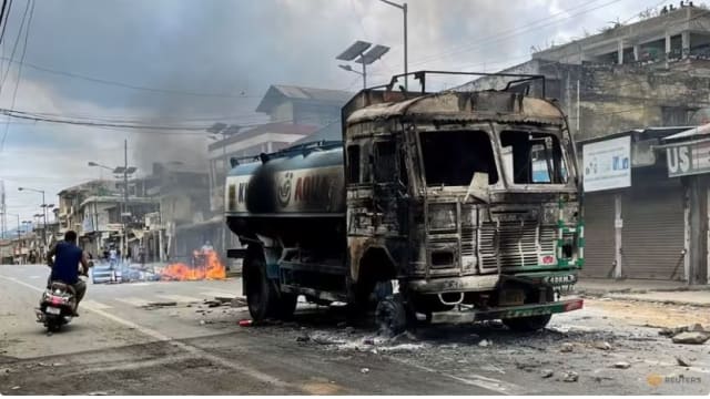 印度东北部爆发种族暴力冲突 造成至少54人丧命逾2万人逃离家园