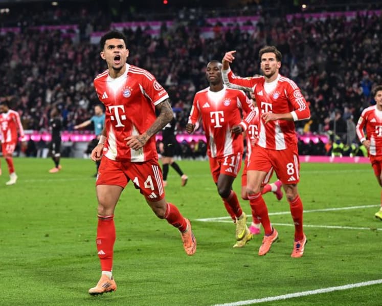 Late Diaz and Jackson goals give Bayern 3-1 win over St Pauli