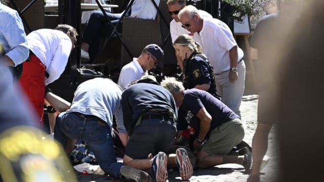 瑞典政党活动发生持刀袭击事件 一人身亡