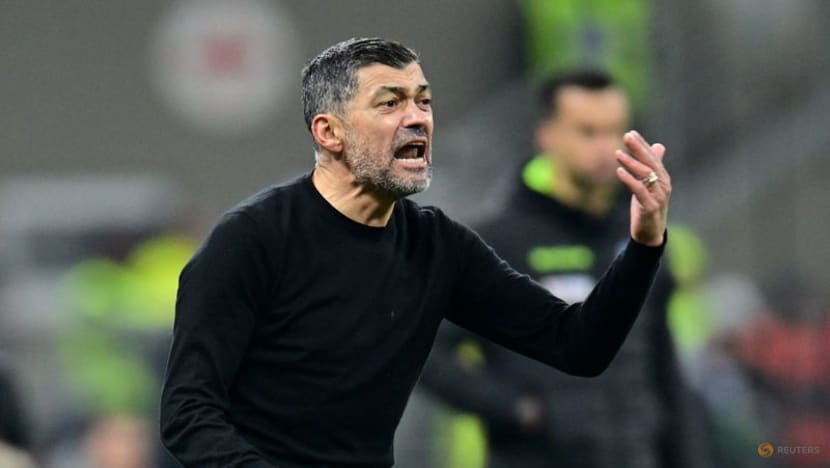 Milan forwards need to be more selfish, says coach after Cagliari draw