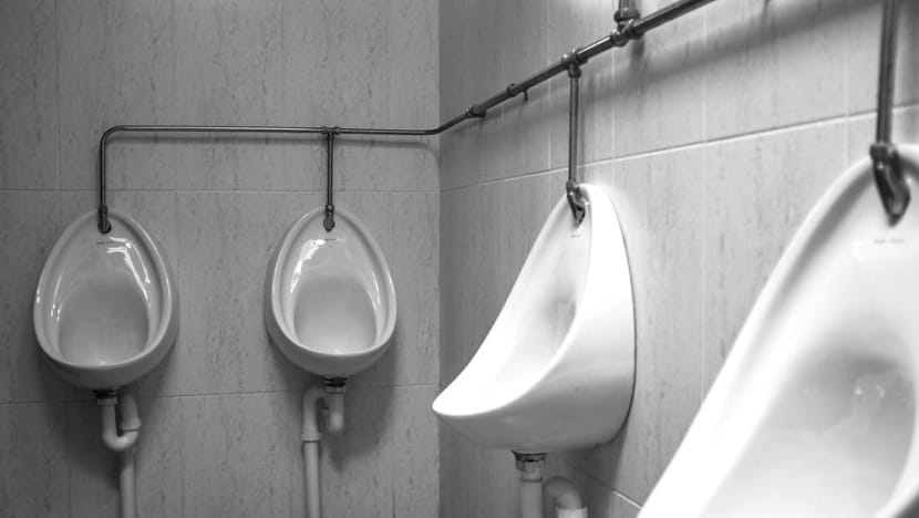 Extra in TV show took urinal photo of actor in toilet, gets jail