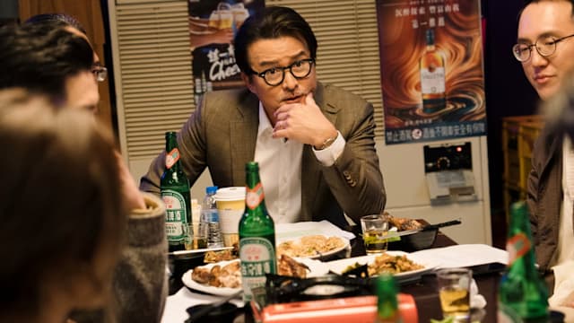 角逐金钟迷你视帝杠上80岁秦汉，李铭顺分享入围心情