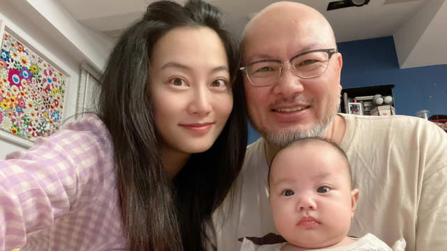 当妈后的首个生日　赵小侨感叹：哪都去不了