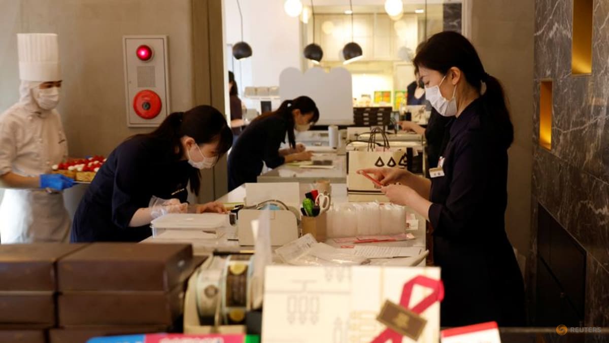 Japan's real wages rise for eighth straight month in August  