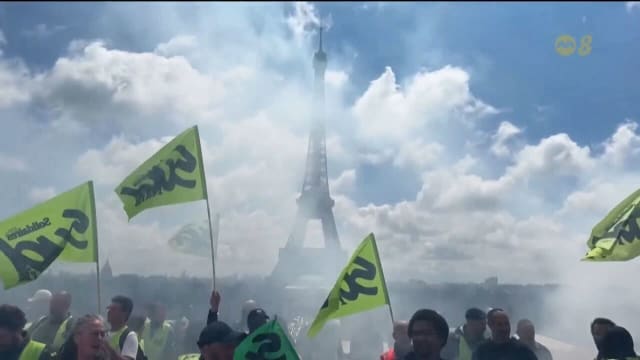 不满巴黎奥运会期间需加班 法国铁路工人发起一天罢工行动