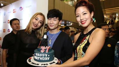 JJ Lin denies confirming relationship with Jin Sha
