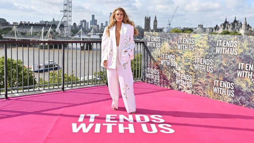 Ketawa-ketiwi, cara Blake Lively promosi film tentang hubungan toksik tuai kritik