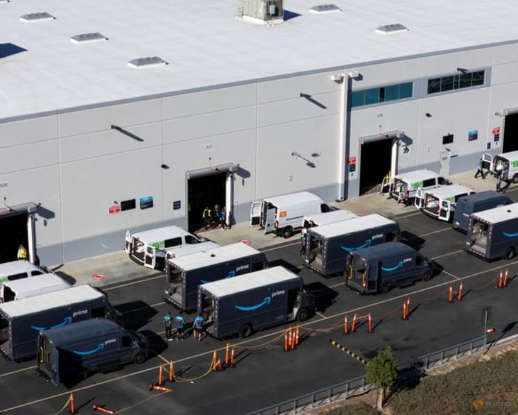 Amazon in discussions with USPS about future relationship