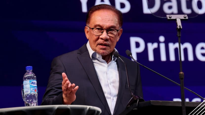 PM Anwar mahu tindakan segera terhadap isu stoking kalimah Allah