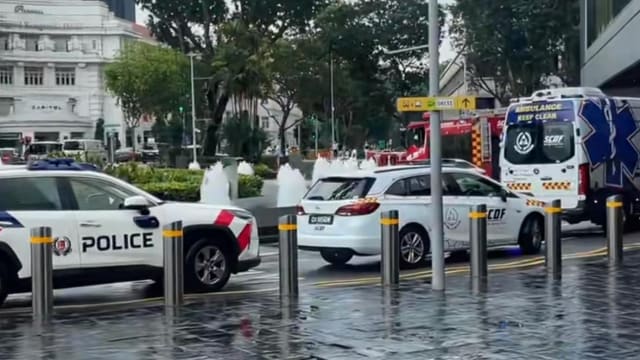 来福士城外机械吊台倾斜 民防部队和警方到场支援