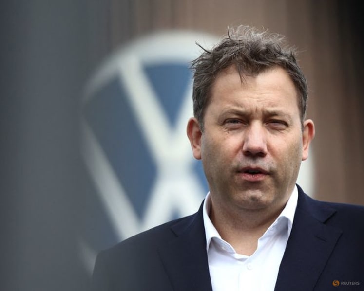 Germany's Klingbeil urges measures against 'unfair trade' with Chinese carmakers