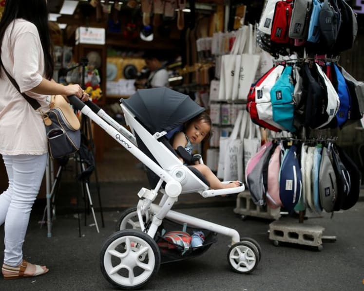 Commentary: Could a US$70,000 baby bonus solve South Korea’s fertility crisis?