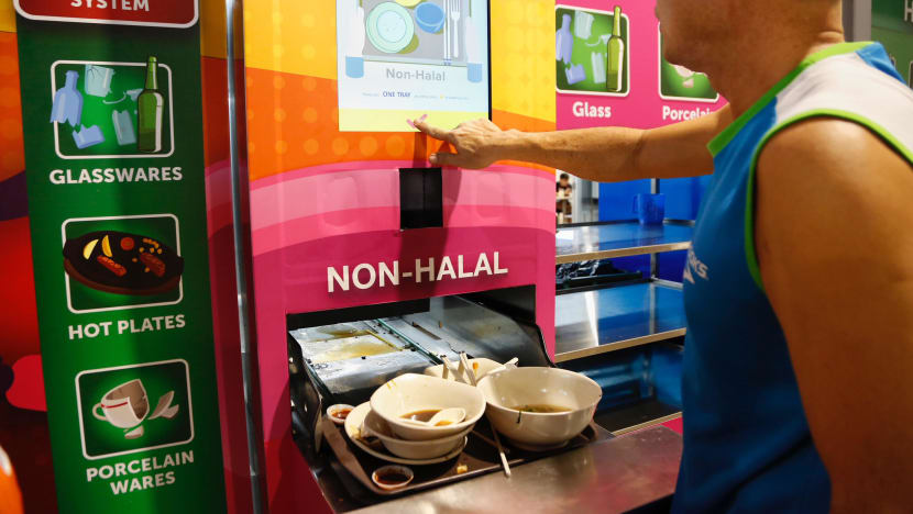 Pay for your tray: Two hawker centres to start charging deposits for food trays