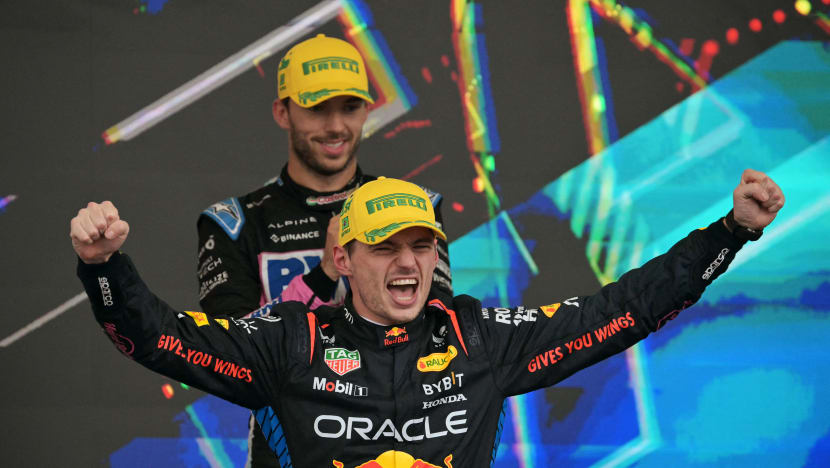 Verstappen raih kemenangan GP Brazil selepas 10 perlumbaan Verstappen raih kemenangan GP Brazil selepas 10 perlumbaan