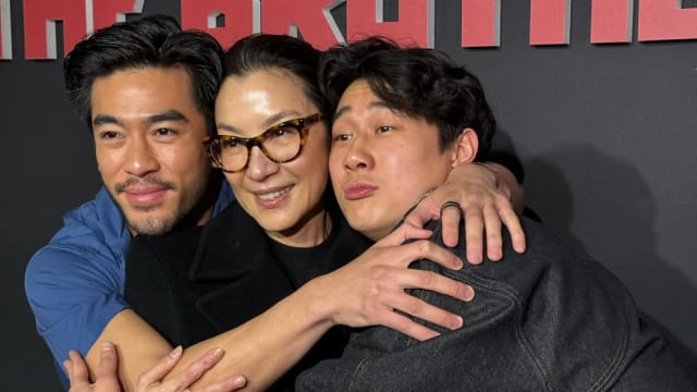 “The Brothers Sun”播一季就被砍剧　杨紫琼：心碎了