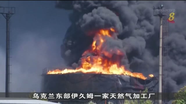 俄乌军队继续在乌东地区激烈驳火