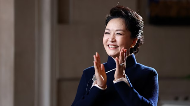 英语交谈 轻声哼唱 彭丽媛访美展现“软实力外交”