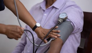 உயர் ரத்த அழுத்தம்... அதைச் சமாளிக்க 5 எளிமையான வழிகள்