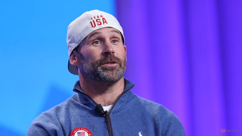 Snowboard-Baumgartner aims to compete until age 52