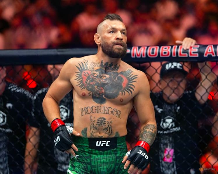 McGregor says he injured ACL, meniscus in loss to Holloway