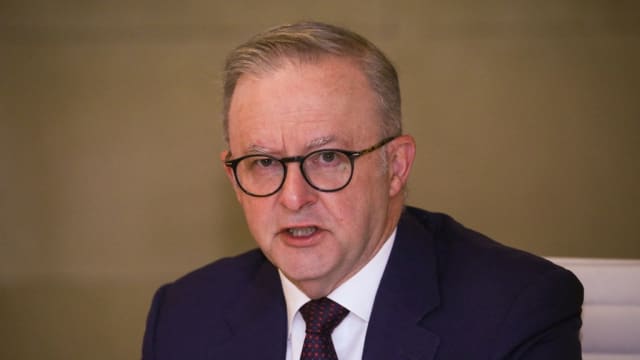 中国战斗机在澳洲海军直升机上空等发射照明弹 澳洲总理：行为不可接受