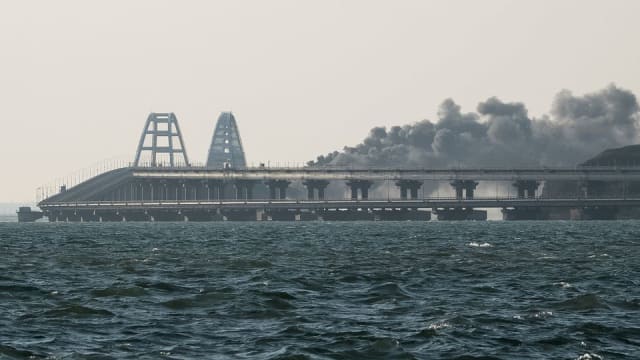 克赤大桥爆炸事故导致至少三人死亡