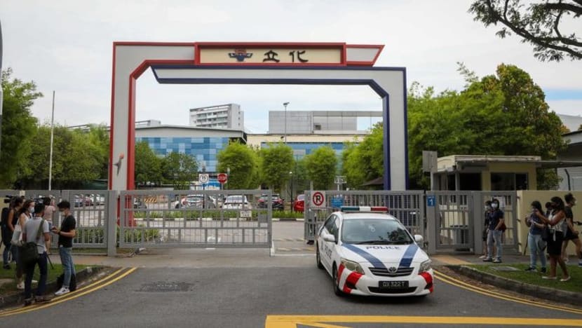 Remaja 16 tahun didakwa dengan tuduhan bunuh rakan Sekolah River Valley High