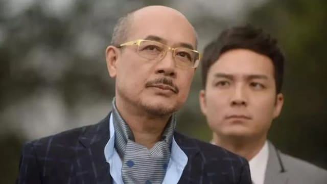 效力无线45年，这位老戏骨续约加薪爬山庆祝！