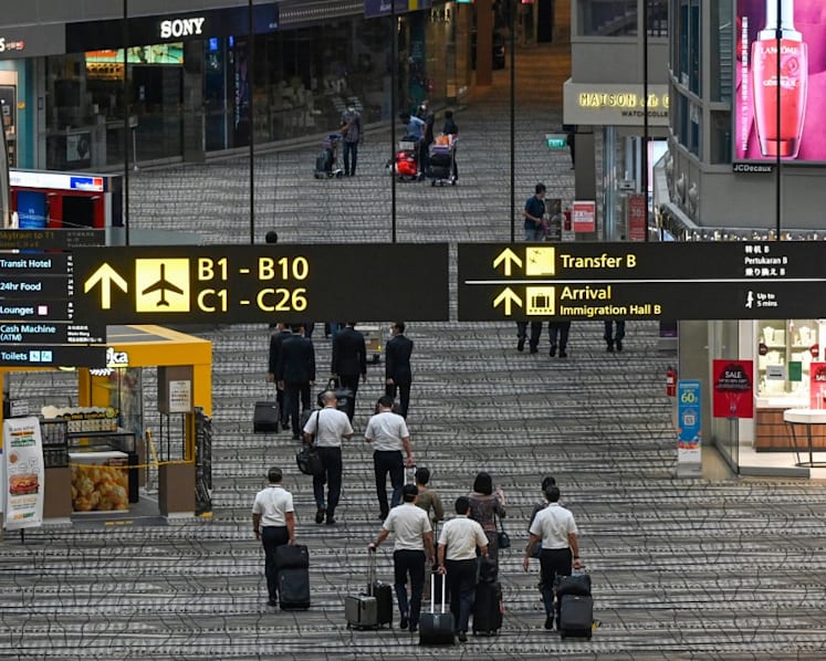 Husband of SIA cabin crew sole community Covid-19 case; did not report symptoms while serving quarantine