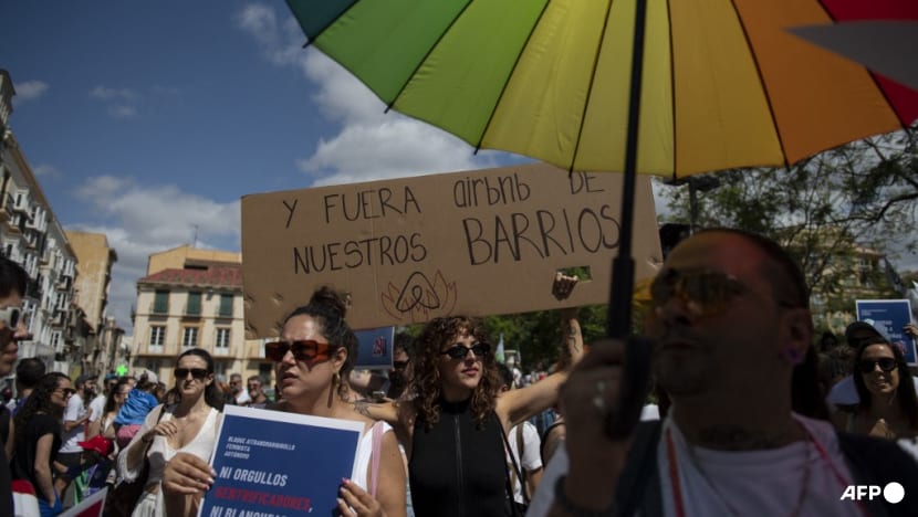 Spain blocks more than 65,000 Airbnb holiday rental listings Spain blocks more than 65,000 Airbnb holiday rental listings