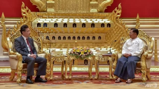中国外长同缅军政府领导人会面 承诺给予支持
