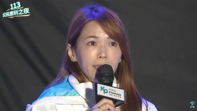 柯文哲开票落后 柯办发言人陈智函哽咽落泪：尽力了