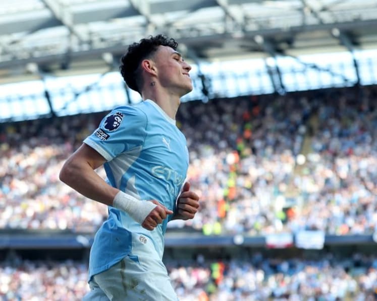 Man City's Foden extends contract until 2030