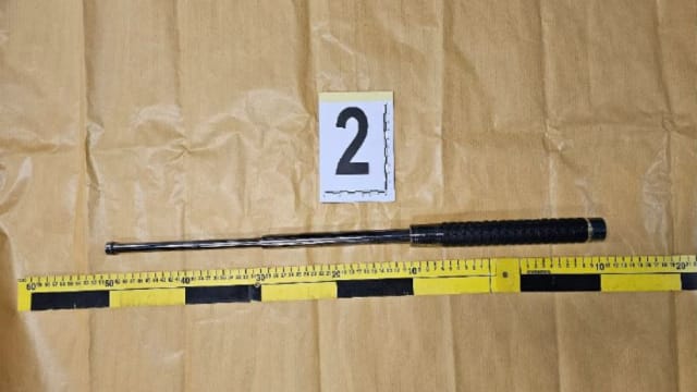 四名青年涉持致命武器、纠众闹事 两人今天被控