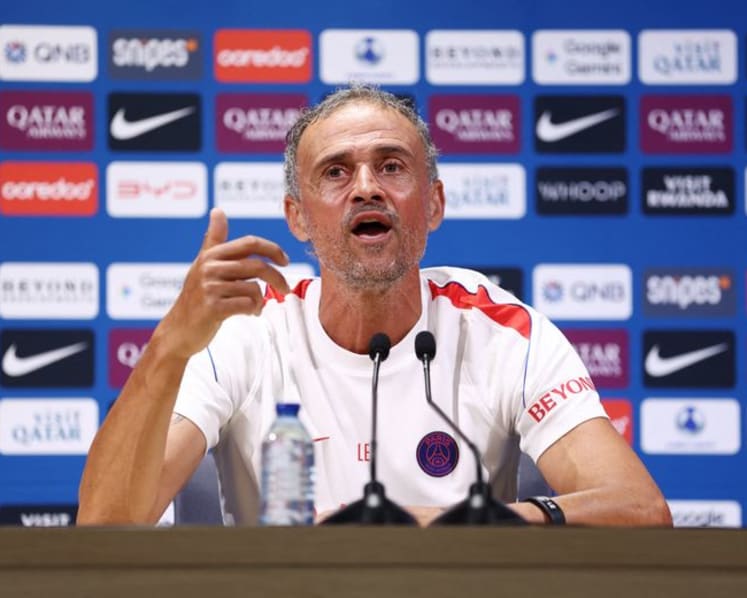 PSG coach warns players need to compete out of their comfort zone