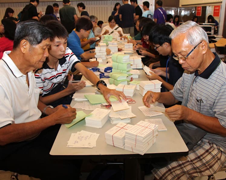 Digital archiving of tributes to Mr Lee Kuan Yew underway